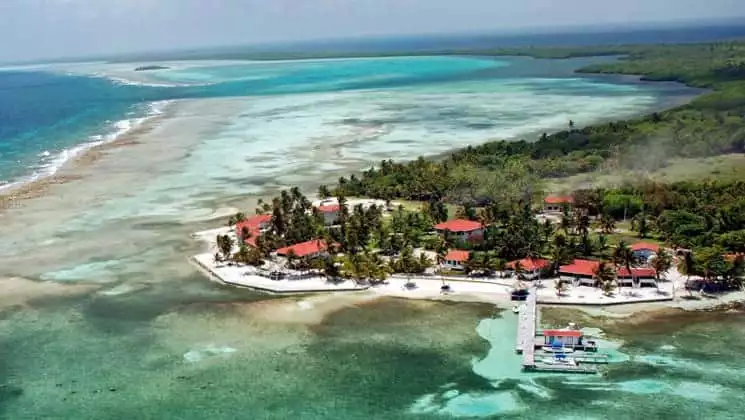 Turneffe Flats, an ecotourism resort on Belize's Turneffe Atoll, is recognized as a saltwater fly fishing, snorkeling, scuba diving and marine destination. 