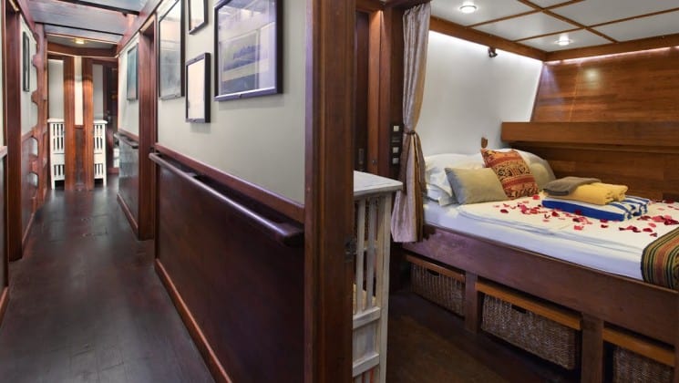 A standard double stateroom aboard Katharina sailboat.