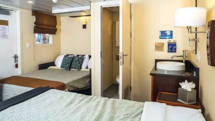 Safari Voyager Admiral Stateroom with triple accommodation