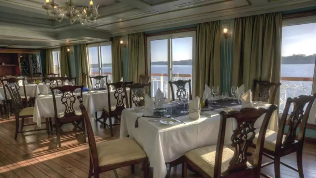 Jahan's dining room accommodates the entire expedition community in a single seating.