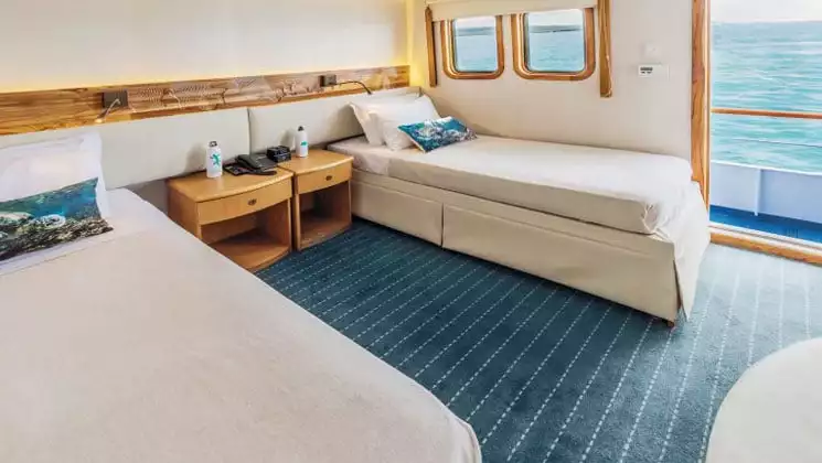Junior cabin with twin beds aboard Coral I and Coral II