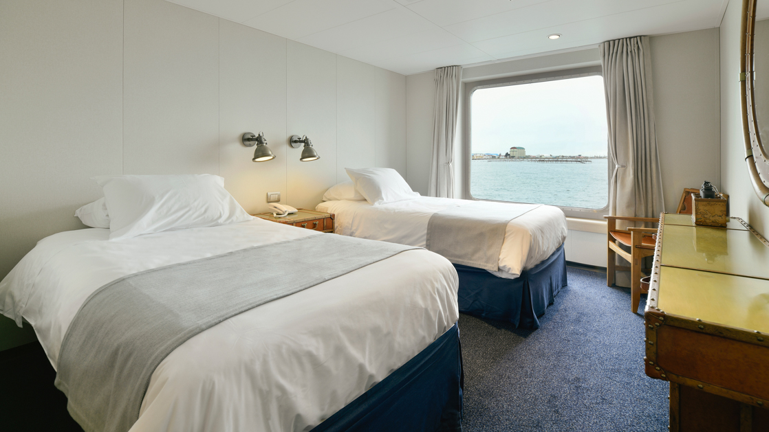 Experience the comfort aboard the Ventus Australis while touring the Chilean Patagonia from the comfort of your room as you fall asleep