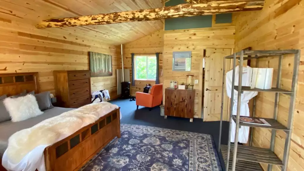 Birch Cabin at Winterlake Lodge