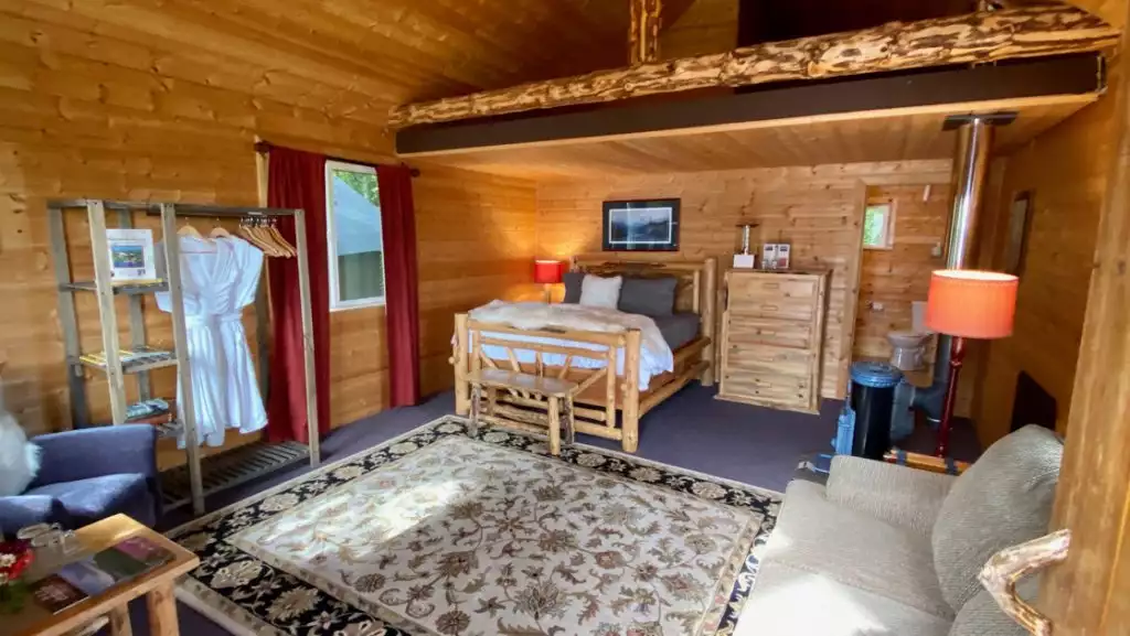 Happy River Cabin at Winterlake Lodge
