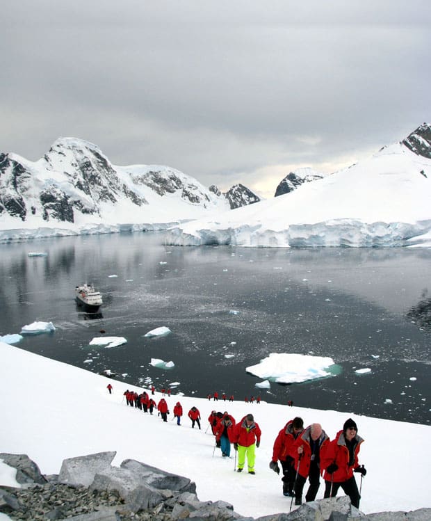 antarctica guided trip