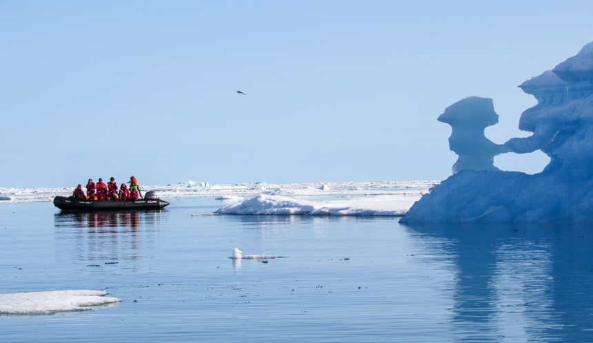 What to Expect on a Polar Bear Cruise - AdventureSmith Explorations