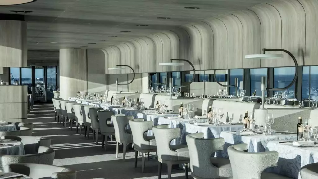 Sila Restaurant aboard Le Commandant Charcot. Photo by: Gilles Trillard/Ponant