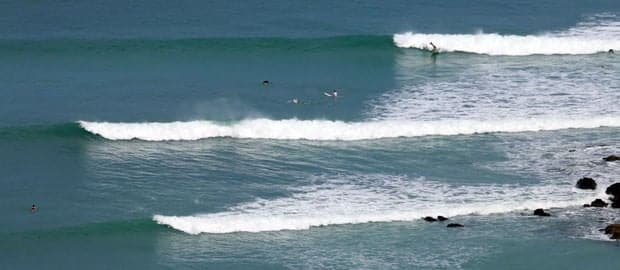 Matapalo Surf spot in Costa Rica with surfers.
