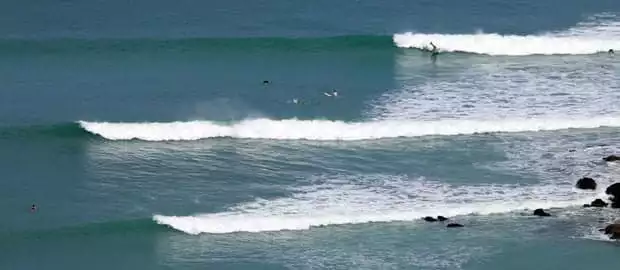 Matapalo Surf spot in Costa Rica with surfers.