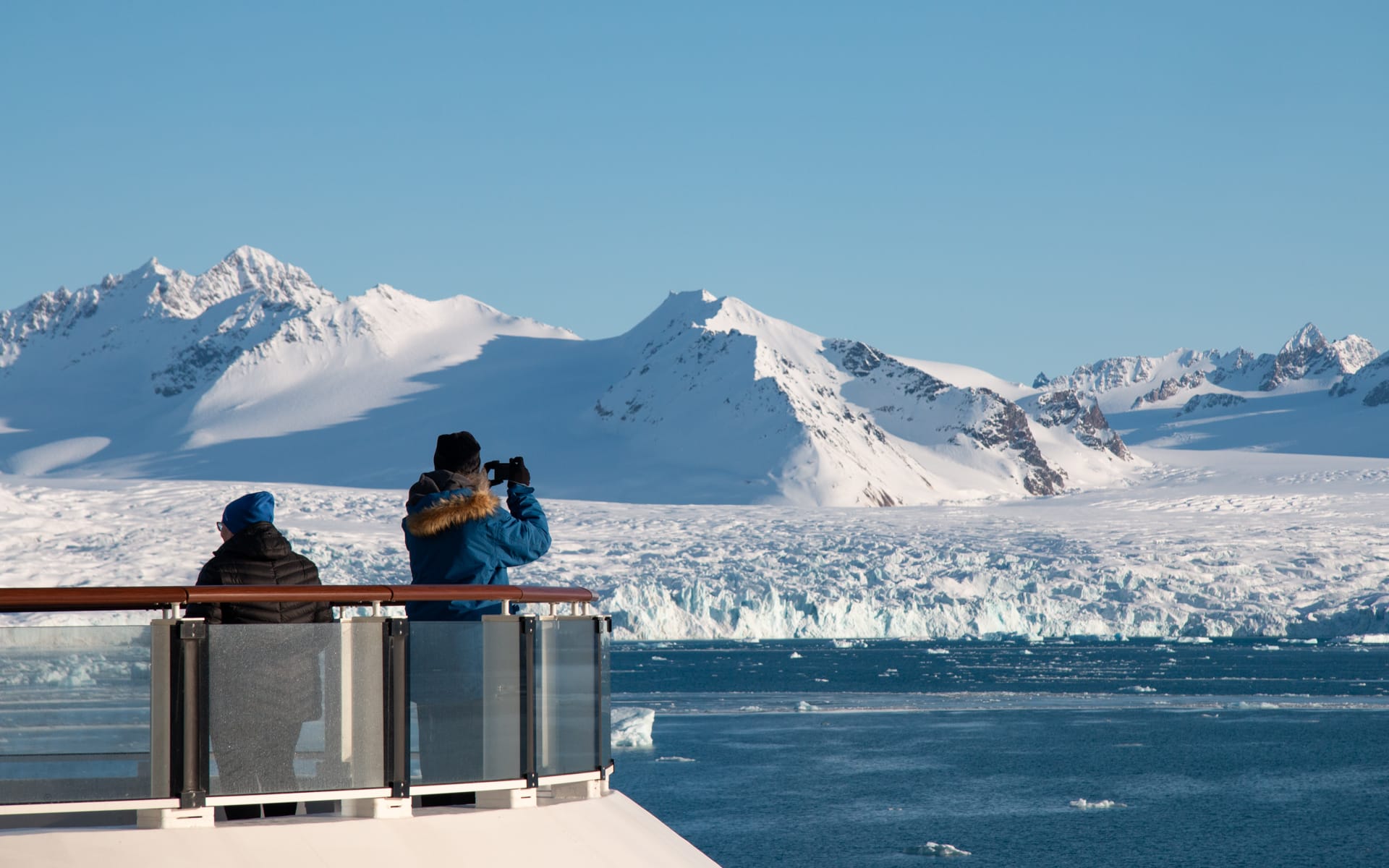 Spitsbergen & Svalbard Cruises How to Choose & Best Selection