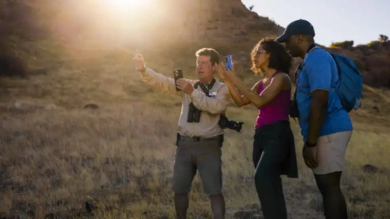 Rich Reid with Guest teaching them how to take better photos with an dslr and Iphone in Baja