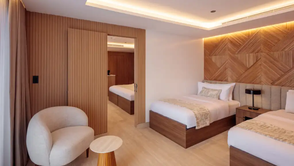 Interconnecting Double Suite with twin beds aboard Hermes