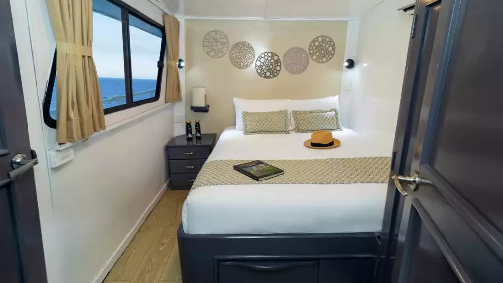 Upper Deck cabin with matrimonial bed aboard Monserrat