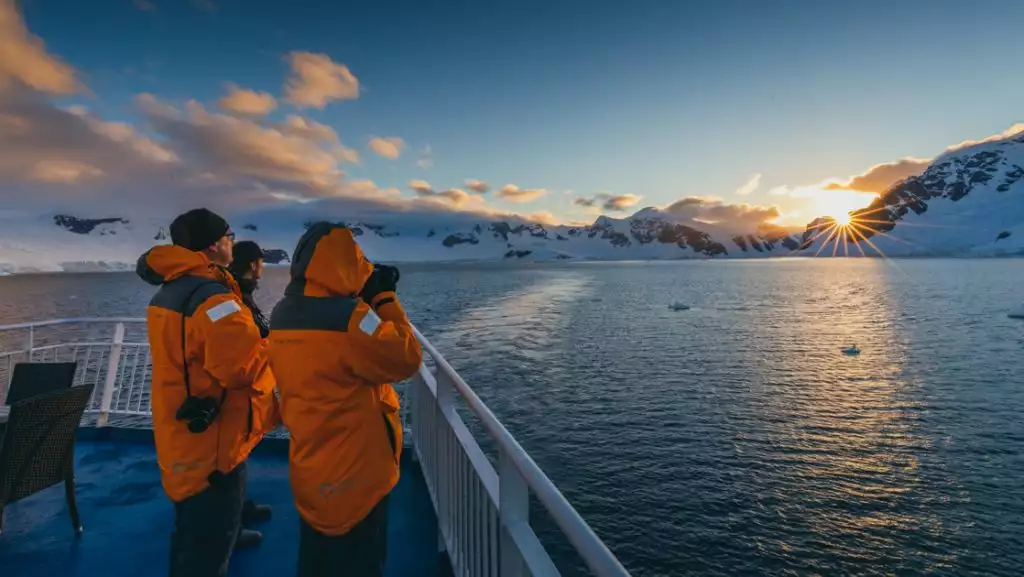 Photo by: David Merron/Quark Expeditions