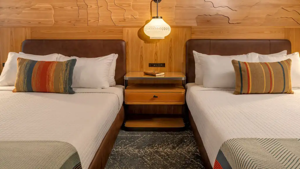 Room with twin beds at The Wildbirch Hotel, Anchorage